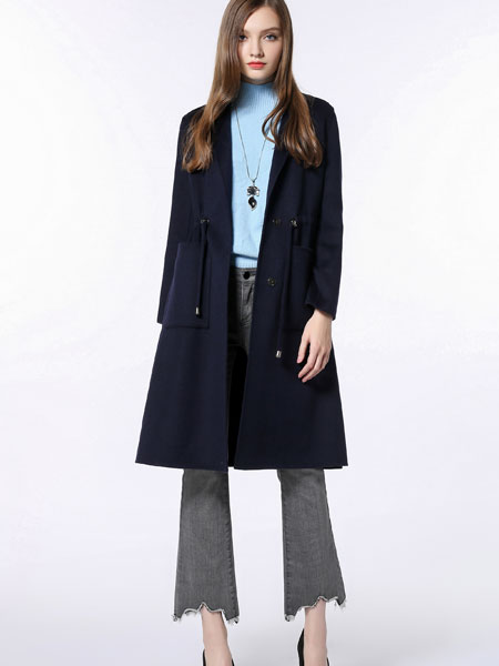 凡恩女装经典大衣17新款 风尚重塑，优雅永恒